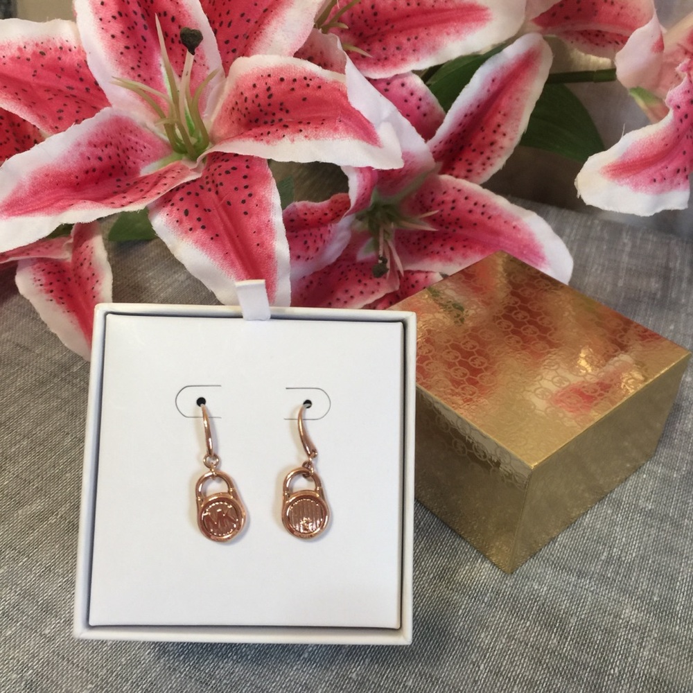 Michael Kors Authentic NIB hook earrings - Picture 3 of 8